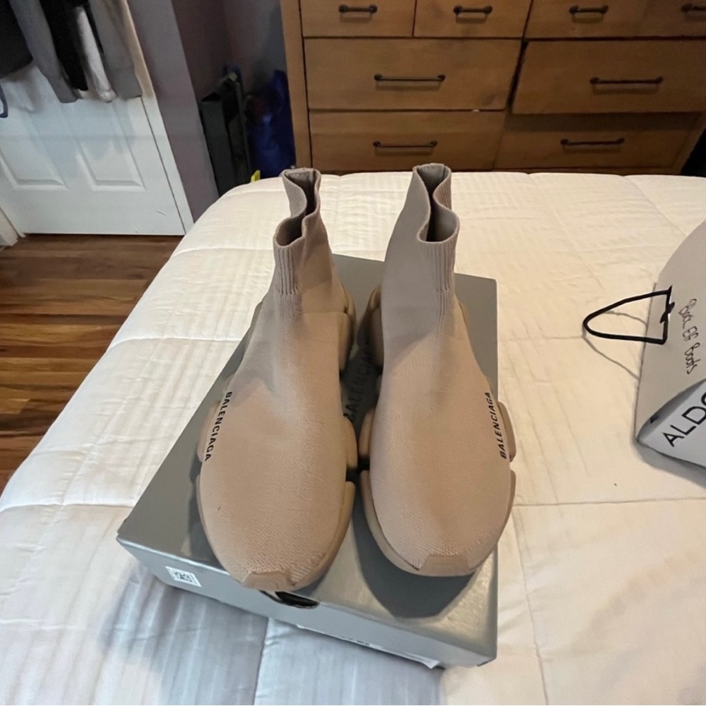Balenciga sock sneakers size 6